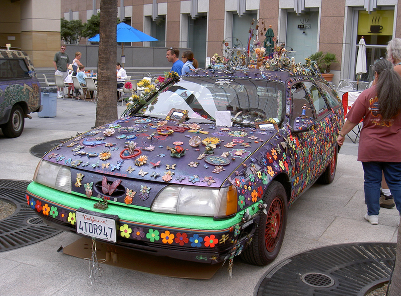 Illustration for article titled Groovalicious Purple Princess Of Peace Art Car Falls On Hard Times, Faces Crusher